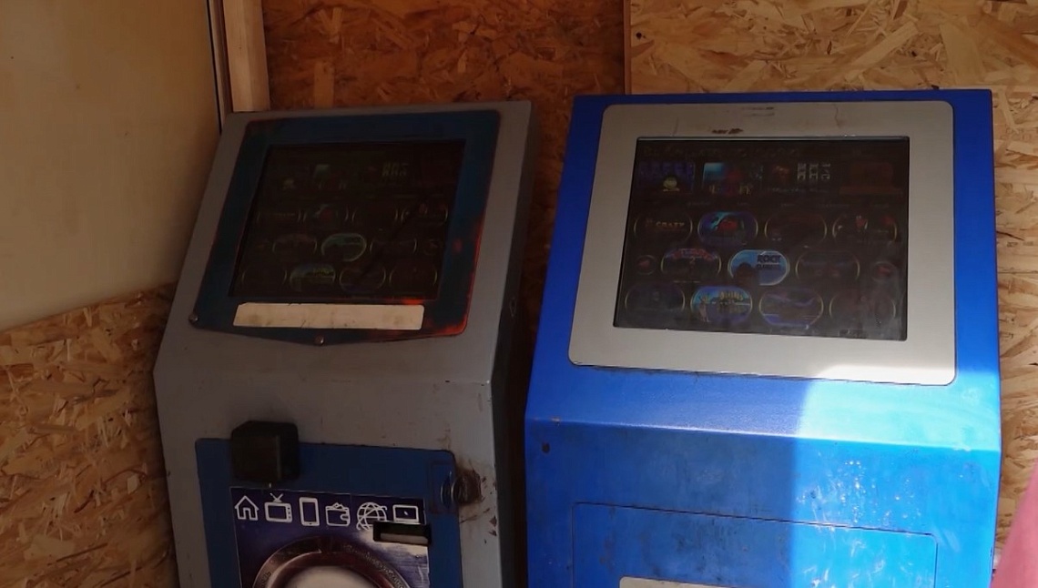 В Пензе сотрудники полиции изъяли два игровых автомата